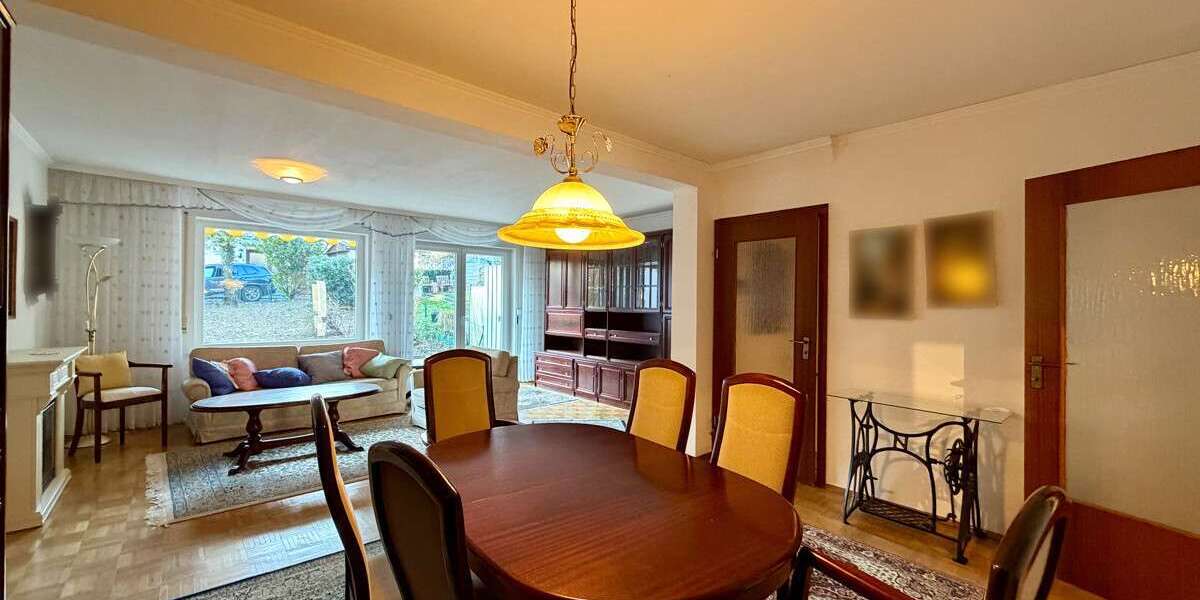 Einfamilienhaus Schweinfurt Haardt - 5 Zimmer, 121 m&sup2;, 230.000&euro; | Angebot:24719917