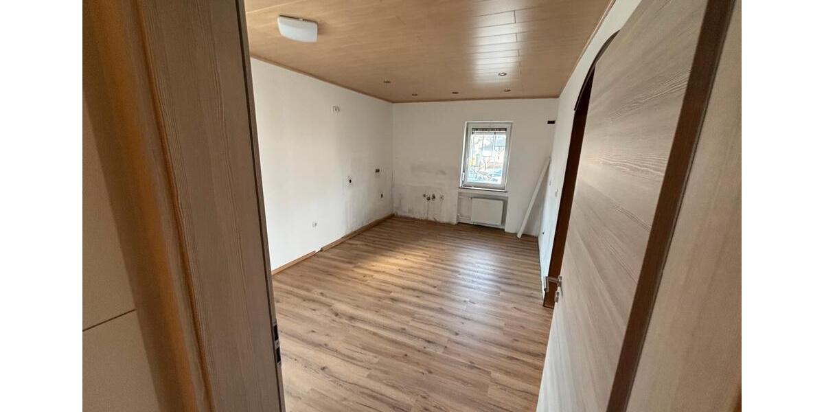 Etagenwohnung Haßfurt - 3 Zimmer, 77 m&sup2;, 750&euro; | Angebot:25993789