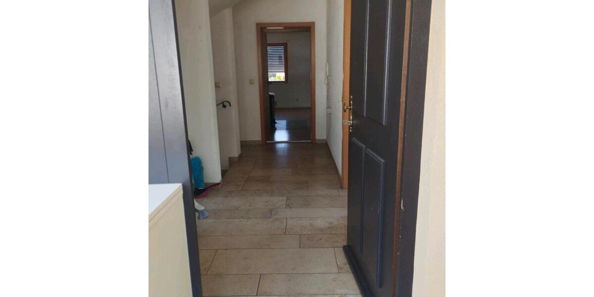 Einfamilienhaus Haßfurt - 5 Zimmer, 136 m&sup2;, 410.000&euro; | Angebot:24511352