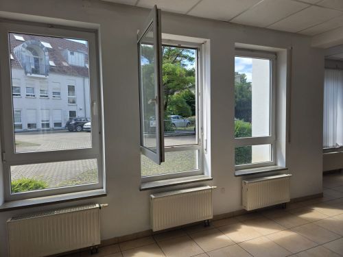 Gewerberäume Büro Physiotherapie, Fahrschule in 97421 Schweinfurt (ID 10618) - Gewerbeobjekt Schweinfurt (Innenstadt) Schweinfurt (Innenstadt) | Angebot:25300567