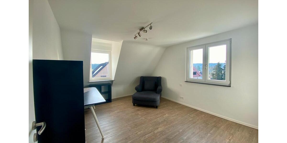 Einfamilienhaus Werneck - 5.5 Zimmer, 150 m&sup2;, 2.200&euro; | Angebot:26026458