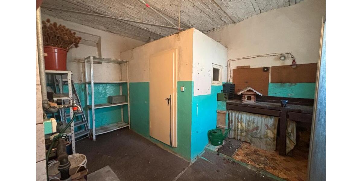 Doppelhaushälfte Dettelbach - 4 Zimmer, 152 m&sup2;, 124.000&euro; | Angebot:26044953