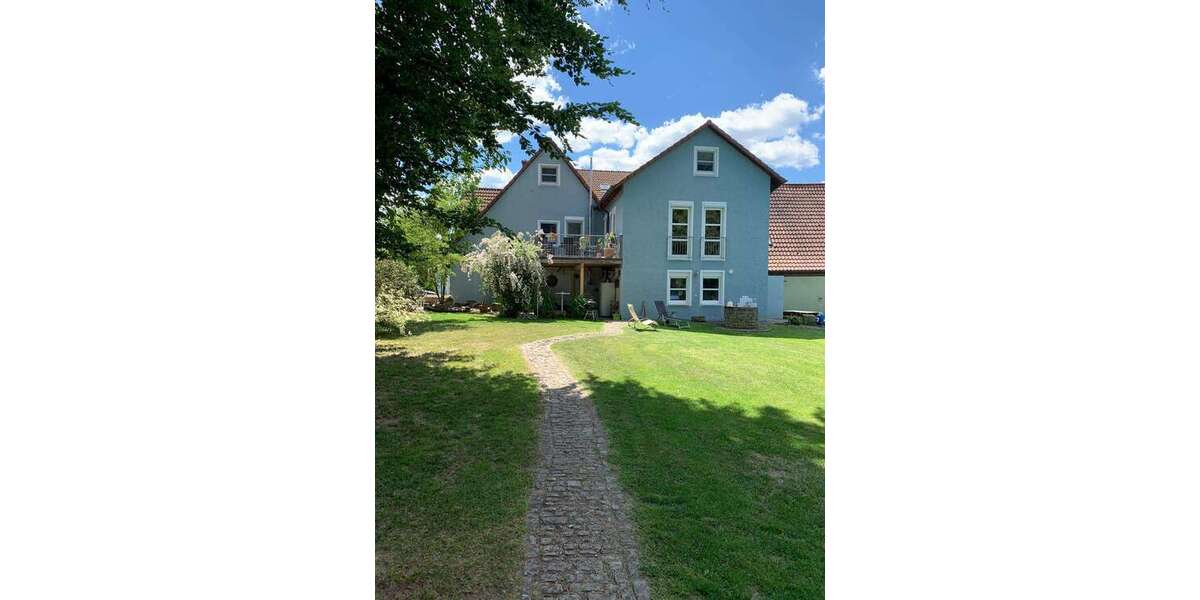 Einfamilienhaus Wiesentheid - 17 Zimmer, 360 m&sup2;, 580.000&euro; | Angebot:25946010