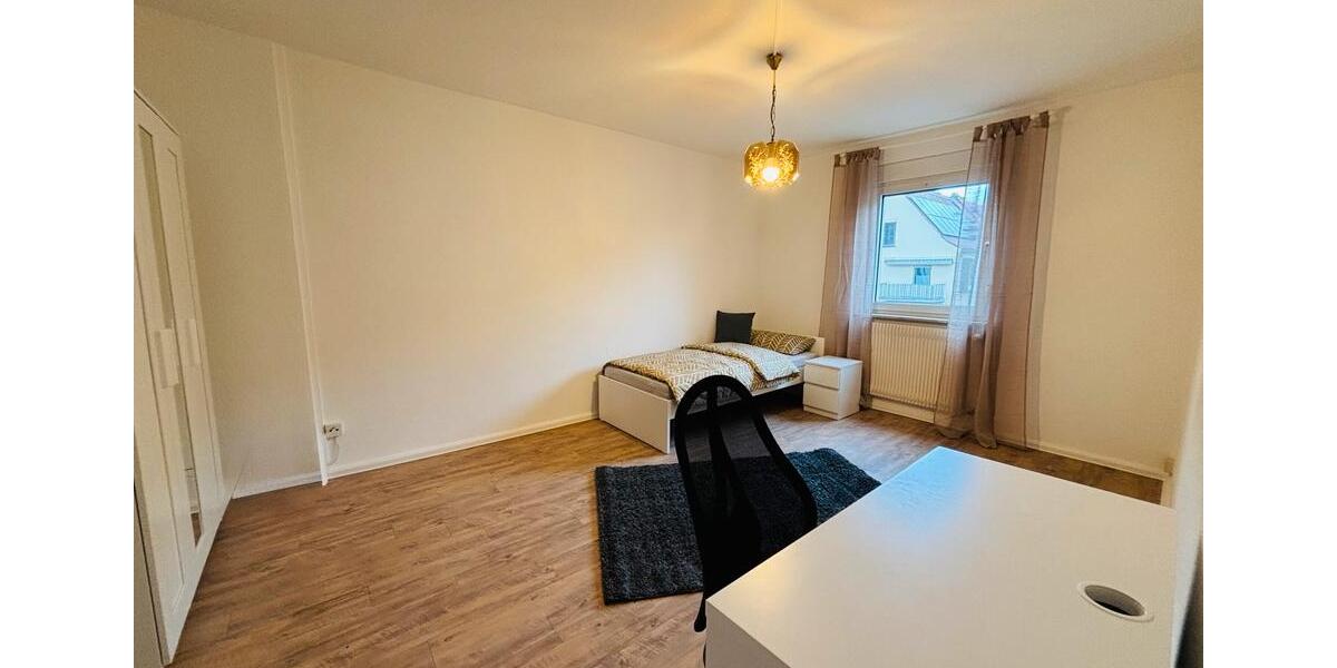 Etagenwohnung Schweinfurt Gartenstadt - 5 Zimmer, 103 m&sup2;, 500&euro; | Angebot:25323908