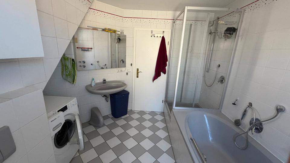 Maisonettenwohnung Schweinfurt Bellevue - 4.5 Zimmer, 106 m&sup2;, 330.000&euro; | Angebot:26636071