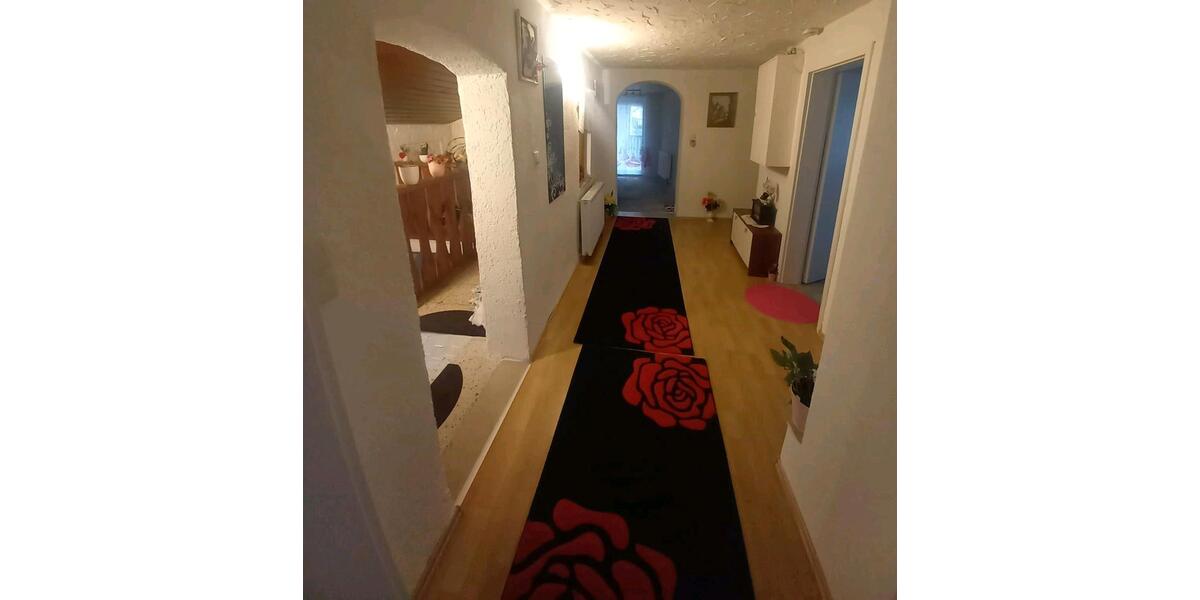 Einfamilienhaus Schweinfurt Gartenstadt - 7.5 Zimmer, 150 m&sup2;, 173.000&euro; | Angebot:27050055