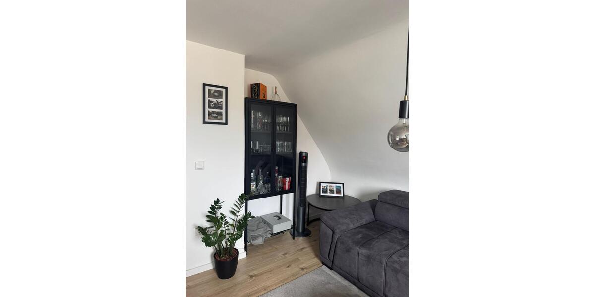Dachgeschoßwohnung Schweinfurt Gartenstadt - 3 Zimmer, 63 m&sup2;, 870&euro; | Angebot:25725525