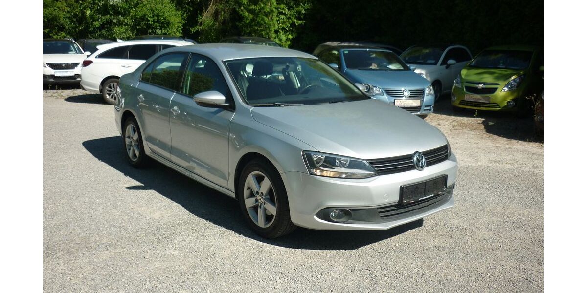 VW Jetta 54.419 km 9.990 &euro; Estenfeld bei Würzburg 97230