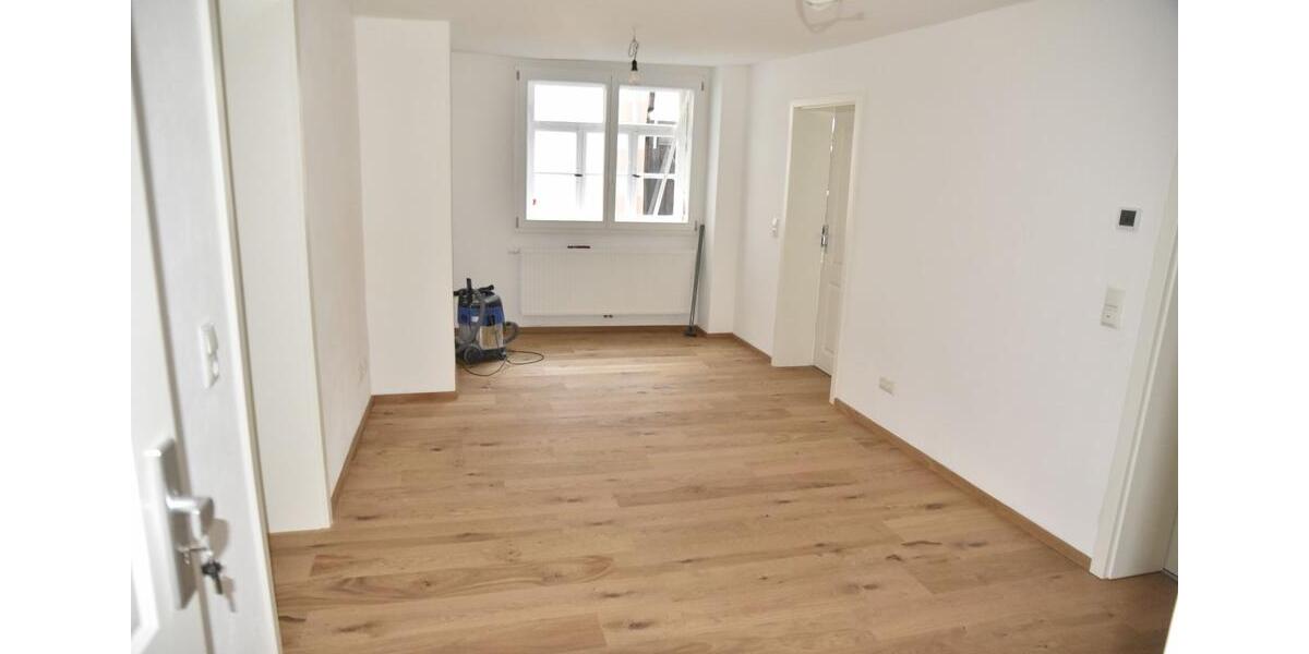 Etagenwohnung Königsberg in Bayern - 3 Zimmer, 72 m&sup2;, 690&euro; | Angebot:25987686