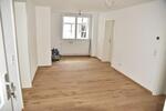 Etagenwohnung Königsberg in Bayern - 3 Zimmer, 72 m&sup2;, 690&euro; | Angebot:25987686