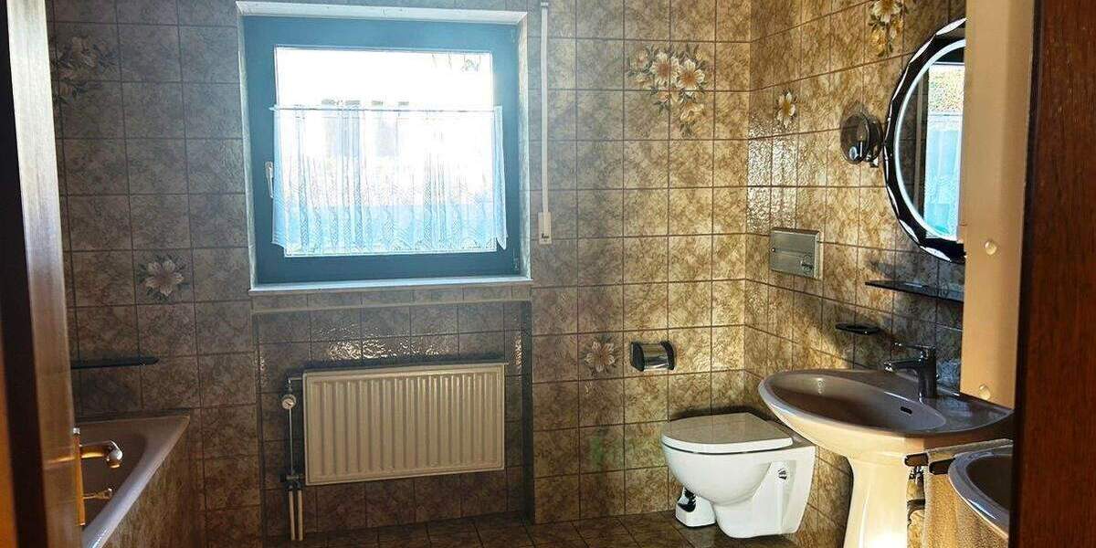 Bungalow Schonungen Waldsachsen - 5 Zimmer, 155 m&sup2;, 329.000&euro; | Angebot:25669810