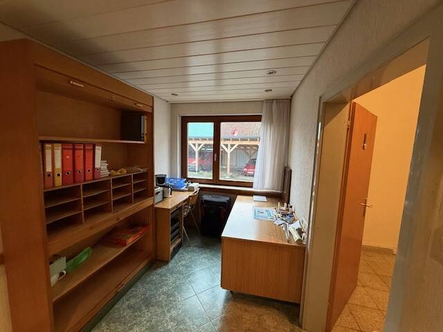 Einfamilienhaus Volkach Eichfeld - 6 Zimmer, 160 m&sup2;, 1.450&euro; | Angebot:26273088