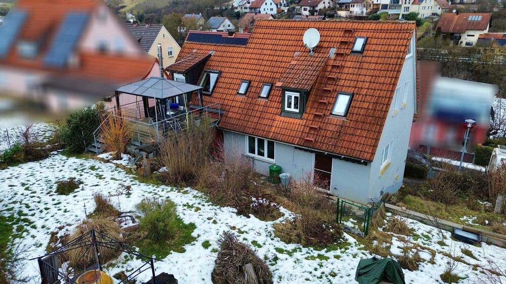 Einfamilienhaus Wipfeld - 7 Zimmer, 155 m&sup2;, 215.000&euro; | Angebot:25744019