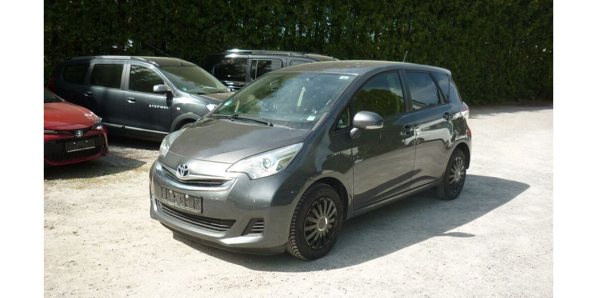 Toyota Verso-S 137.696 km 7.500 &euro; Estenfeld bei Würzburg 97230