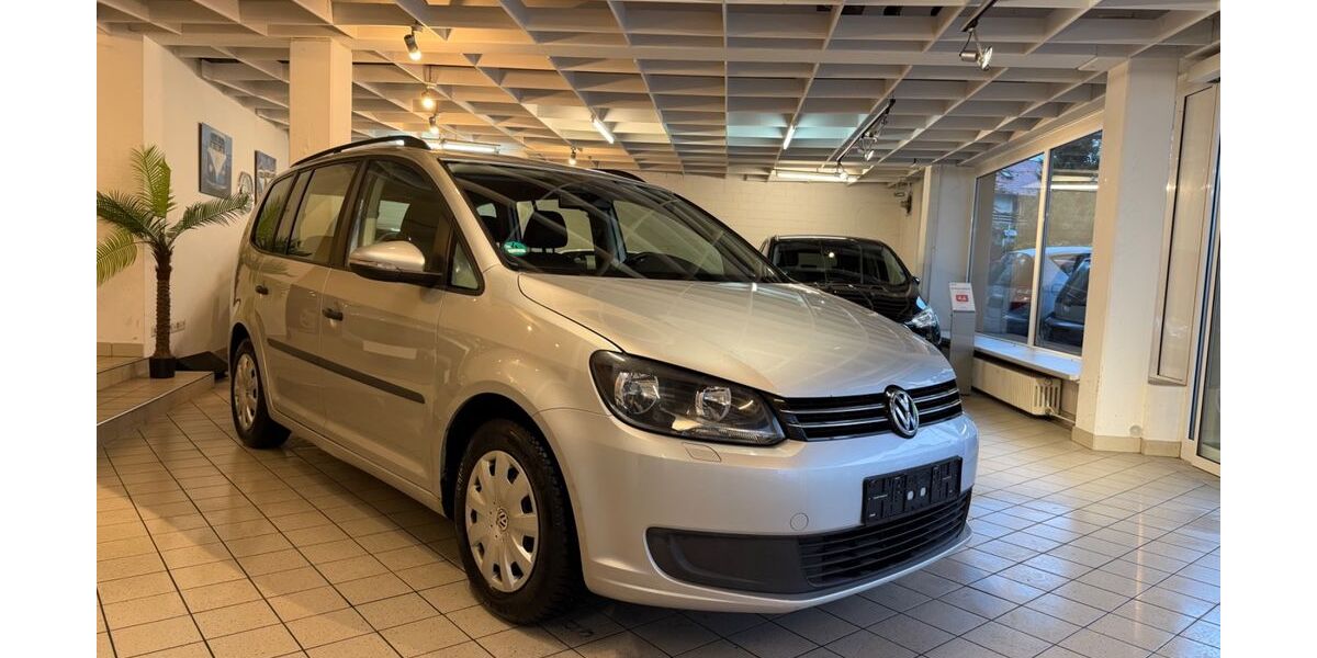 VW Touran 197.000 km 4.449 &euro; Schwanfeld 97523