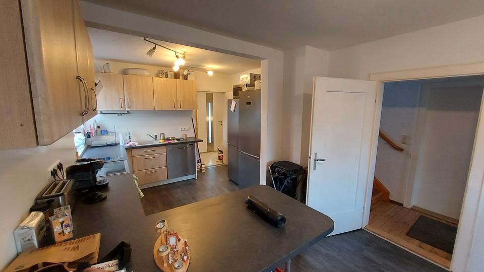 Erdgeschoßwohnung Schweinfurt Bellevue - 17 Zimmer, 300 m&sup2;, 450&euro; | Angebot:25832032