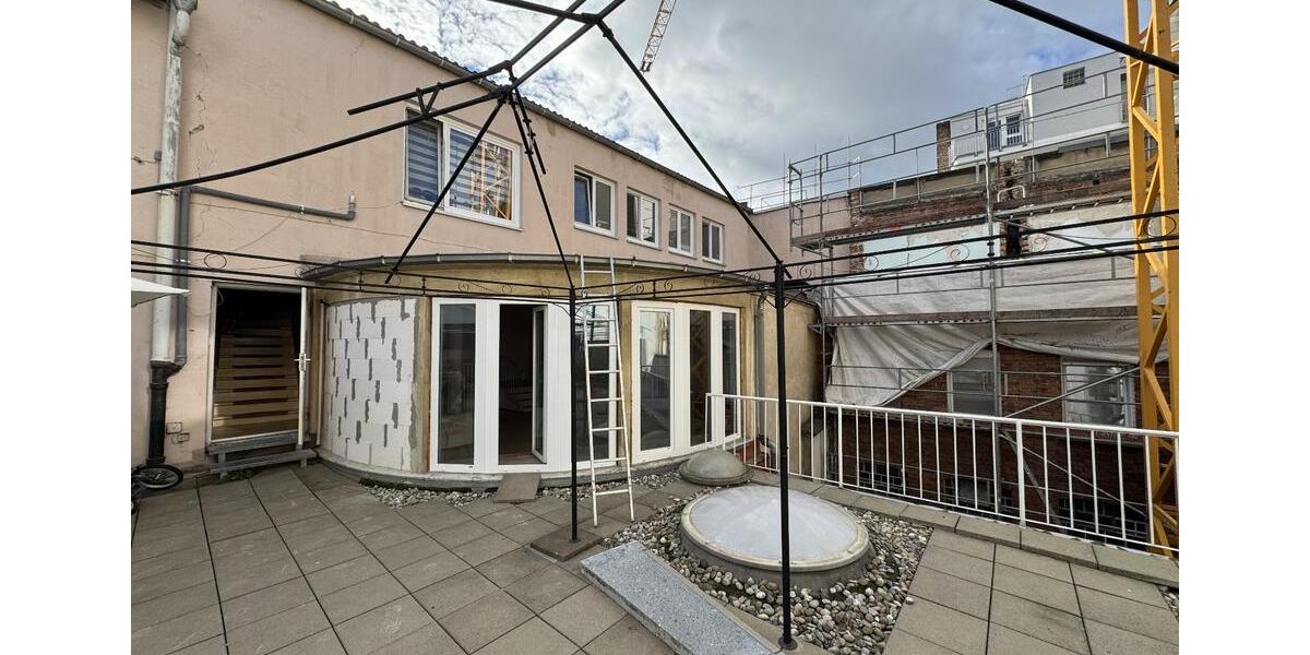 Etagenwohnung Schweinfurt Gartenstadt - 4 Zimmer, 155 m&sup2;, 1.550&euro; | Angebot:25251372