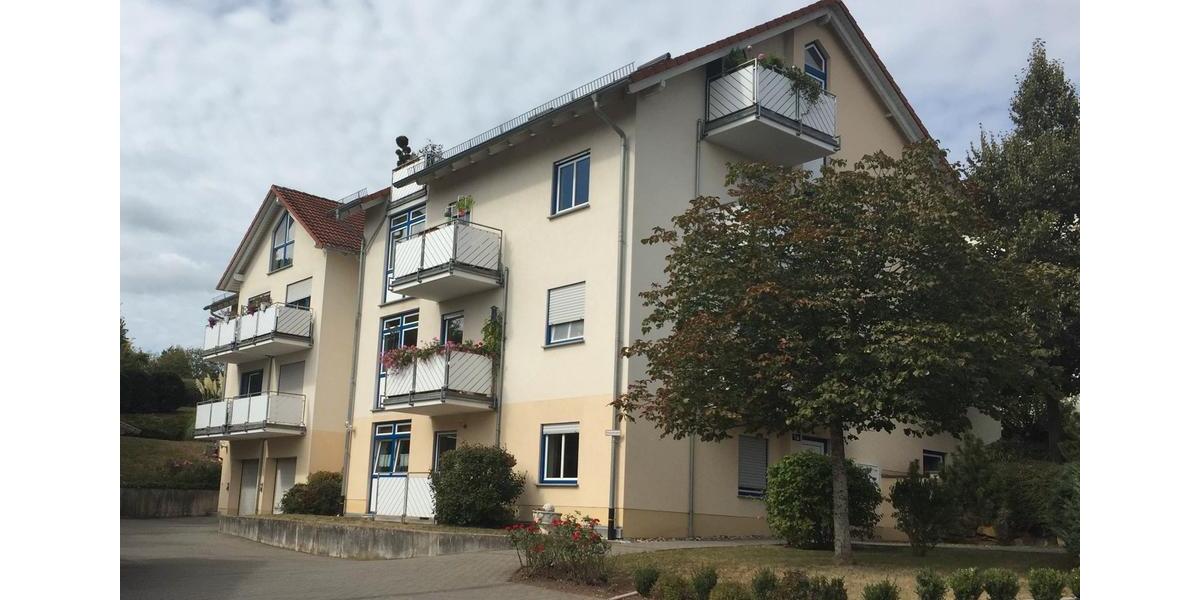 Dachgeschoßwohnung Bad Kissingen - 3.5 Zimmer, 89 m&sup2;, 750&euro; | Angebot:26048602