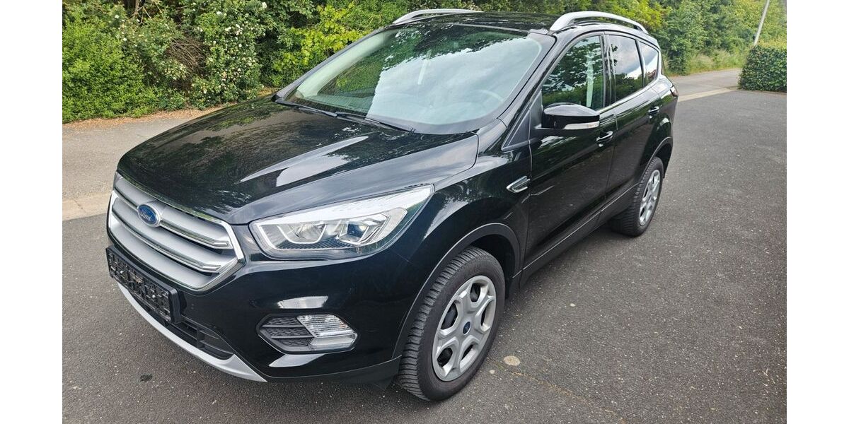 Ford Kuga 132.300 km 16.400 &euro; Niederwerrn 97464