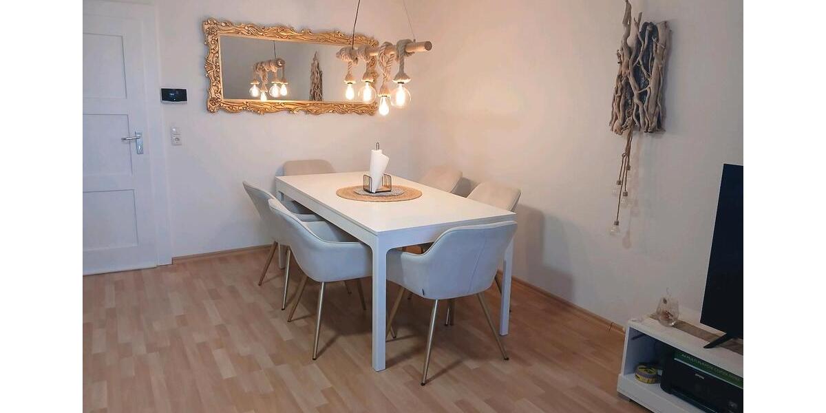 Dachgeschoßwohnung Schweinfurt Gartenstadt - 4 Zimmer, 110 m&sup2;, 750&euro; | Angebot:25752202