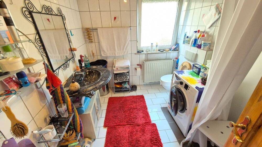 Mehrfamilienhaus, Wohnhaus Sulzthal - 6 Zimmer, 168 m&sup2;, 215.000&euro; | Angebot:26036802