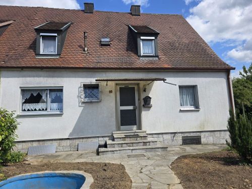 Doppelhaushälfte mit Garten in ruhiger Lage von 97437 Haßfurt, 22 min. bis Schweinfurt, 30 min. bis Bamberg (ID 10526) - Doppelhaushälfte Haßfurt Haßfurt | Angebot:21318901