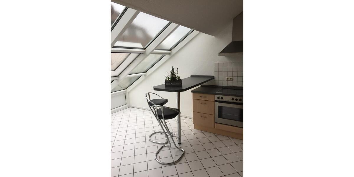 Dachgeschoßwohnung Bad Kissingen - 3.5 Zimmer, 89 m&sup2;, 750&euro; | Angebot:26048602