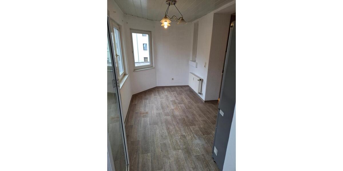 Etagenwohnung Schweinfurt Gartenstadt - 3.5 Zimmer, 95 m&sup2;, 820&euro; | Angebot:25857774