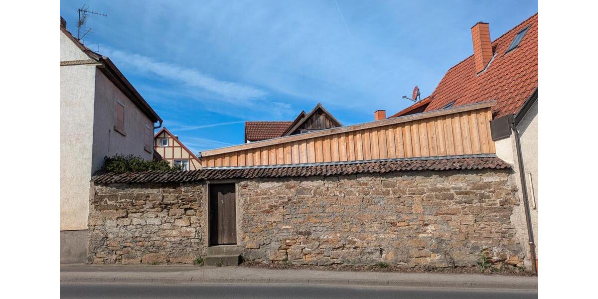 Einfamilienhaus Hofheim in Unterfranken - 4 Zimmer, 83 m&sup2;, 129.000&euro; | Angebot:26348502