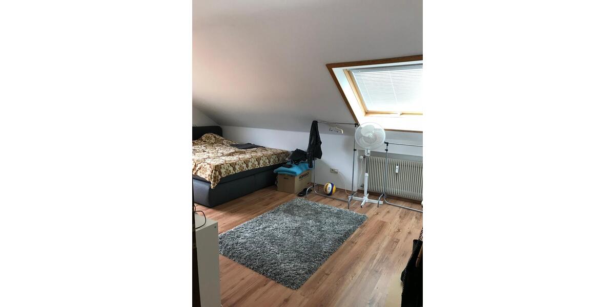 Dachgeschoßwohnung Rimpar - 3 Zimmer, 80 m&sup2;, 720&euro; | Angebot:25086684