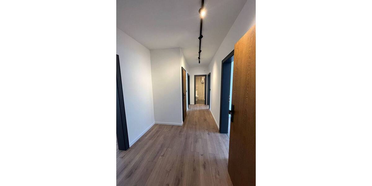 Etagenwohnung Schweinfurt Bergl - 3 Zimmer, 70 m&sup2;, 230.000&euro; | Angebot:26036980