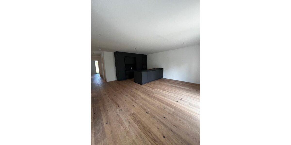 Erdgeschoßwohnung Schweinfurt Bellevue - 4 Zimmer, 103 m&sup2;, 1.395&euro; | Angebot:26661519