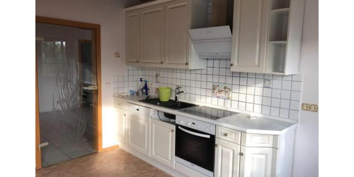 Einfamilienhaus Hohenroth - 5 Zimmer, 190 m&sup2;, 1.450&euro; | Angebot:25895287