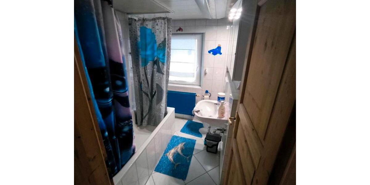 Einfamilienhaus Rauhenebrach - 8 Zimmer, 235 m&sup2;, 225.000&euro; | Angebot:27112116