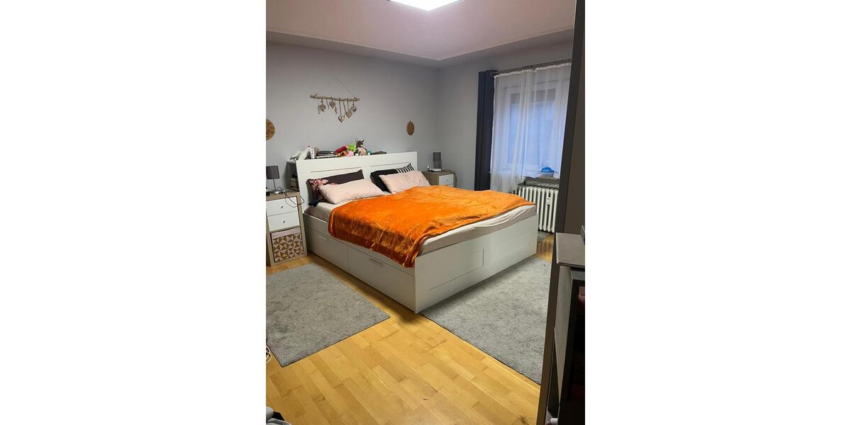 Etagenwohnung Estenfeld - 3 Zimmer, 105 m&sup2;, 1.090&euro; | Angebot:26020832
