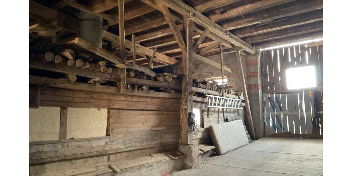 Mehrfamilienhaus, Wohnhaus Bundorf - 9 Zimmer, 200 m&sup2;, 149.000&euro; | Angebot:25733248