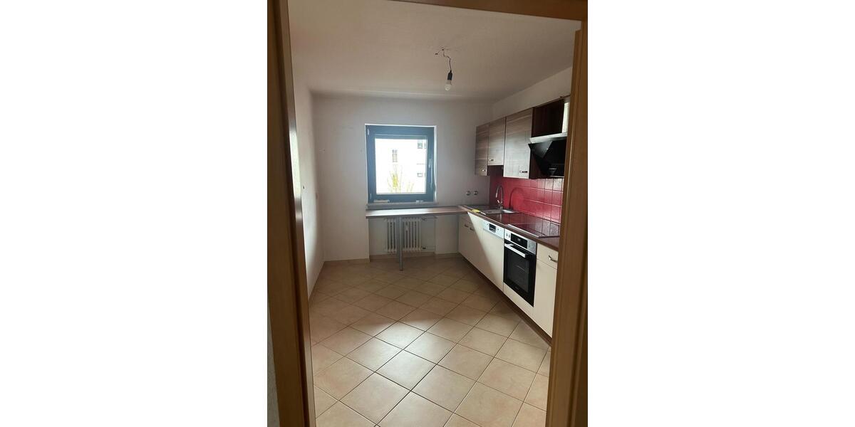 Etagenwohnung Schweinfurt Bellevue - 3 Zimmer, 90 m&sup2;, 229.000&euro; | Angebot:25046097