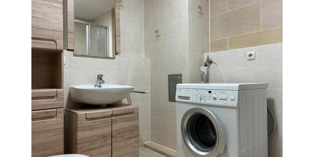 Dachgeschoßwohnung Dittelbrunn - 1 Zimmer, 30 m&sup2;, 550&euro; | Angebot:26047339