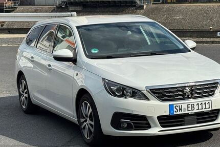 Peugeot 308 130.343 km 8.600 &euro; Gochsheim 97469