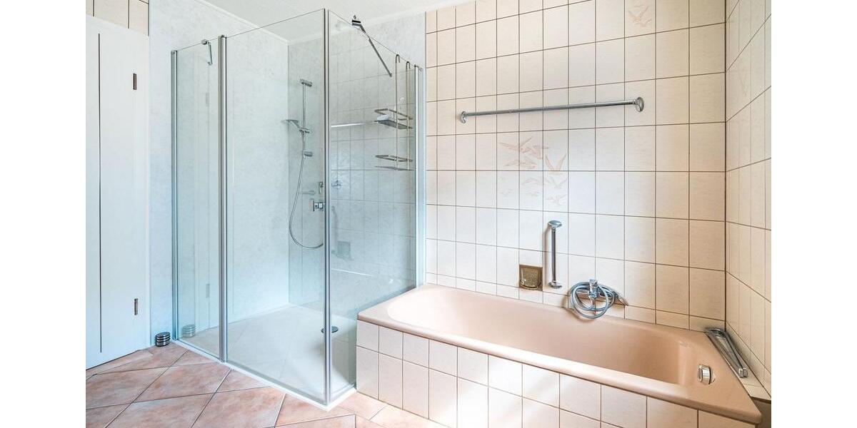 Mehrfamilienhaus, Wohnhaus Arnstein - 10 Zimmer, 260 m&sup2;, 500.000&euro; | Angebot:25510299