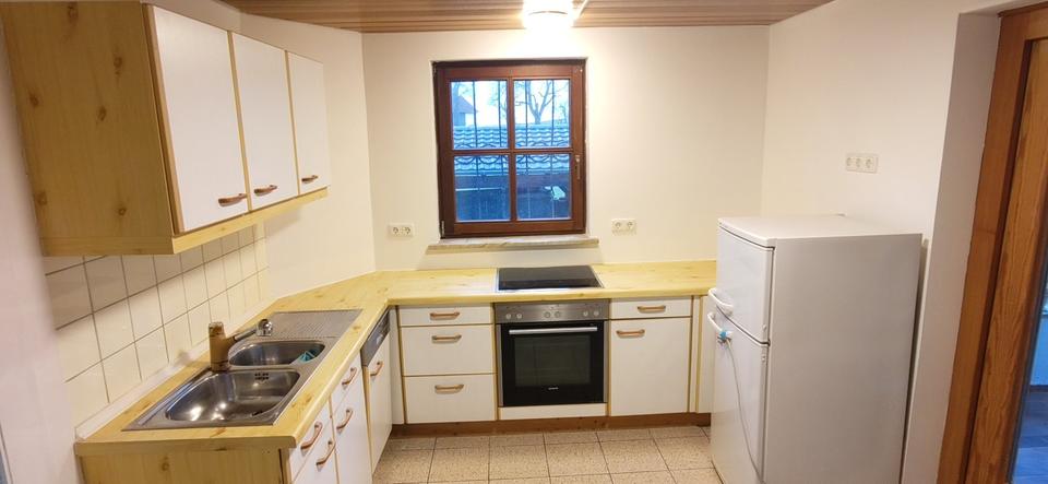 Erdgeschoßwohnung Arnstein - 3 Zimmer, 85 m&sup2;, 750&euro; | Angebot:26023614