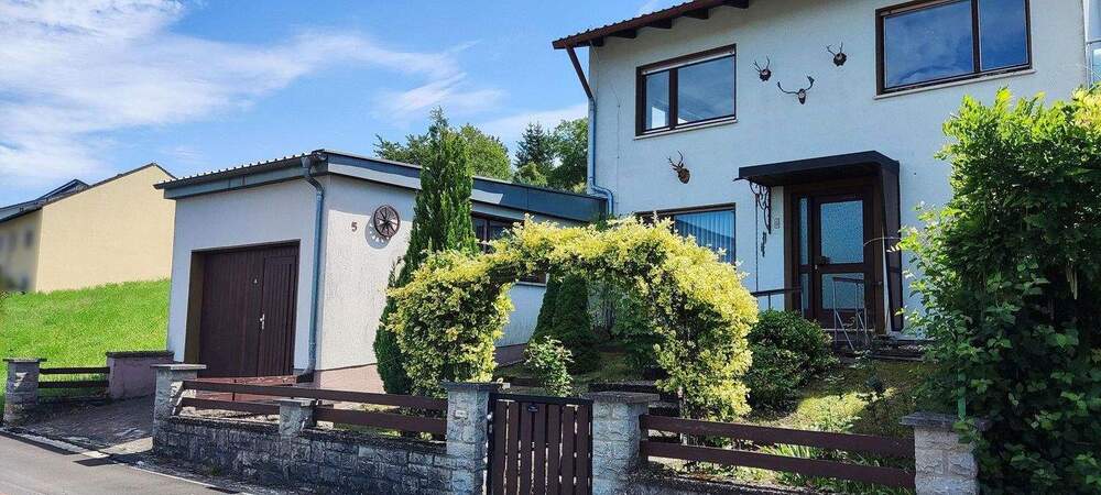 Einfamilienhaus Retzstadt - 8 Zimmer, 185 m&sup2;, 295.000&euro; | Angebot:25716350