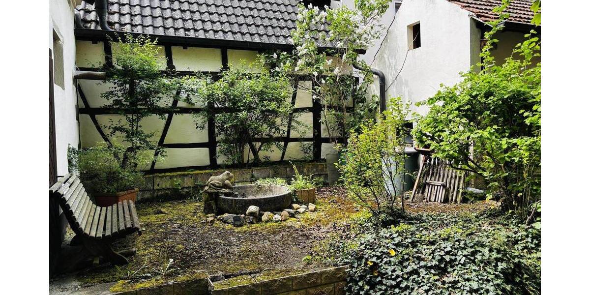 Einfamilienhaus Hofheim - 1 Zimmer, 280 m&sup2;, 340.000&euro; | Angebot:26930536