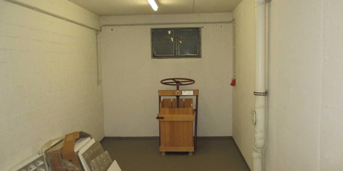 Gewerbeobjekt Schweinfurt Altstadt - 1 Zimmer, 248 m&sup2;, 650.000&euro; | Angebot:25770870