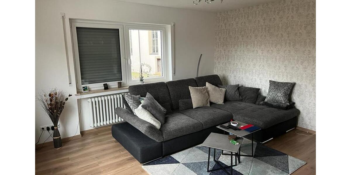 Etagenwohnung Poppenhausen - 3 Zimmer, 75 m&sup2;, 700&euro; | Angebot:26615845