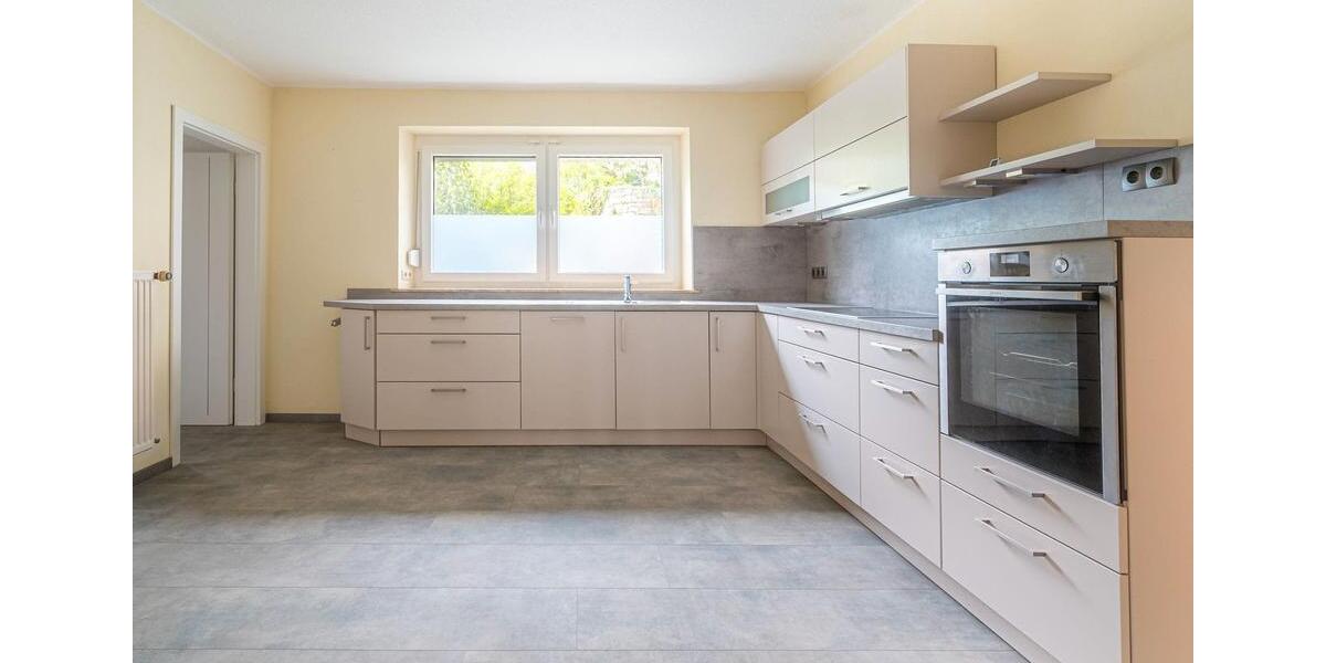 Mehrfamilienhaus, Wohnhaus Arnstein - 10 Zimmer, 260 m&sup2;, 500.000&euro; | Angebot:25510299