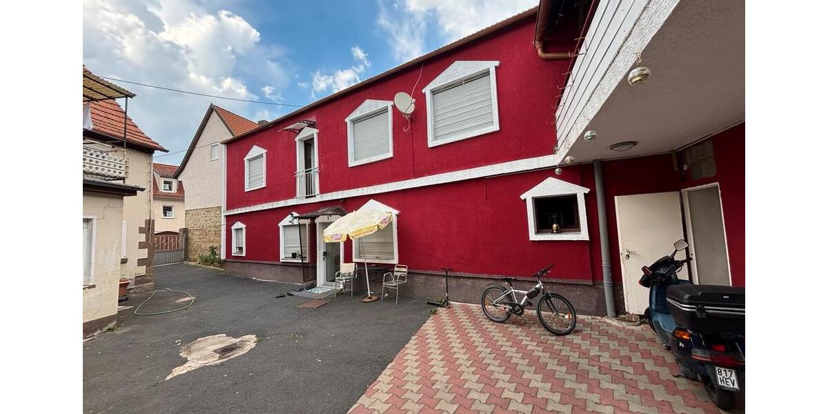 Mehrfamilienhaus, Wohnhaus Niederwerrn - 9 Zimmer, 243 m&sup2;, 420.000&euro; | Angebot:26942074