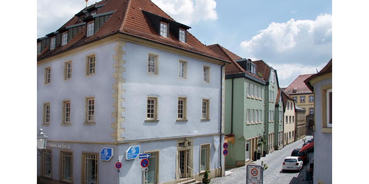 Dachgeschoßwohnung Haßfurt - 4 Zimmer, 86 m&sup2;, 780&euro; | Angebot:25512566