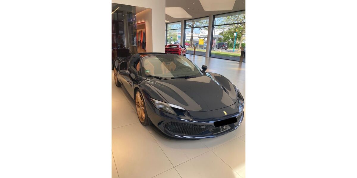 Ferrari 296 GTS 10.000 km 289.296 &euro; Bad Kissingen 97688