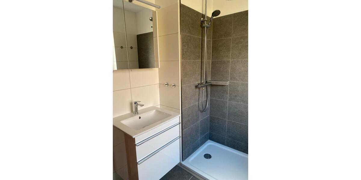 Etagenwohnung Rimpar - 3 Zimmer, 83 m&sup2;, 1.150&euro; | Angebot:25972976